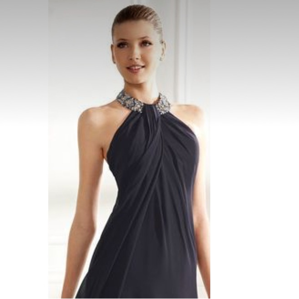 ๐๐4XHOST PICK ๐๐Navy elegant evening gown with bling - Picture 7 of 7